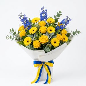 Deluxe Yellow-Blue Bouquet (Verona / Parma)